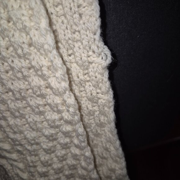 NWT ARAN WOOLEN MILLS Double Wide and Long 100% Merino Wool Scarf/Wrap - Picture 14 of 16